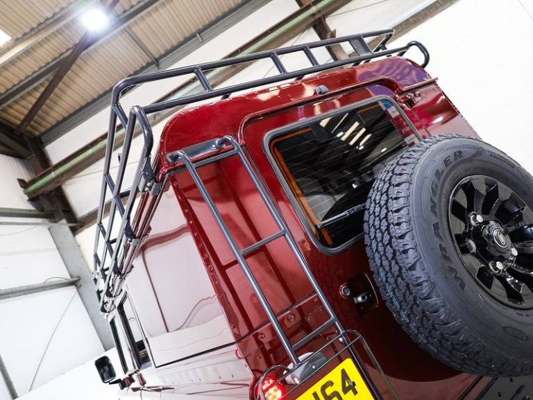 2014 Land Rover Defender XS Utility Wagon TDCi [2.2] PANEL VAN DIESEL Manual