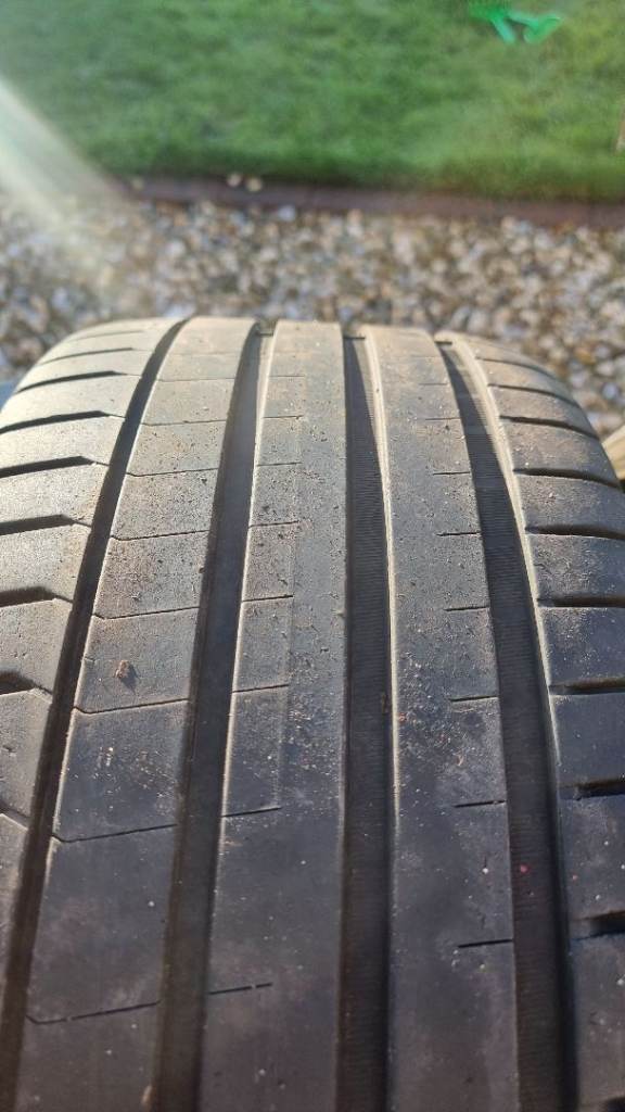 x2 Michelin Pilotsport 5 235-35-ZR19