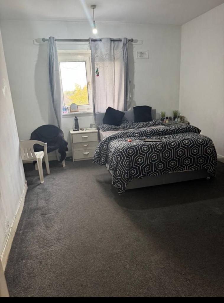 Room to rent