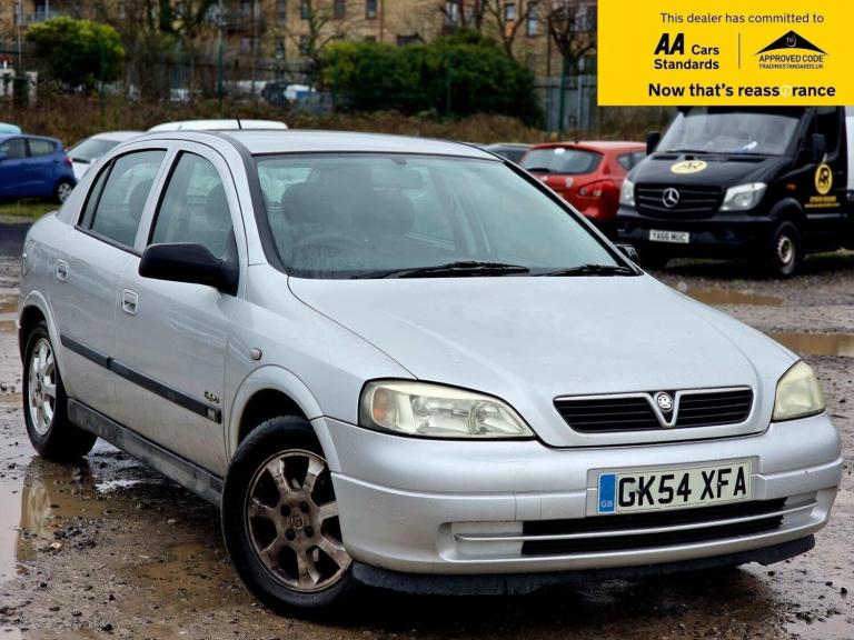 2004 Vauxhall Astra 1.4i 16v Enjoy Hatchback 5dr Petrol Manual (167 g/km, 89 bhp) Hatchback Petro...