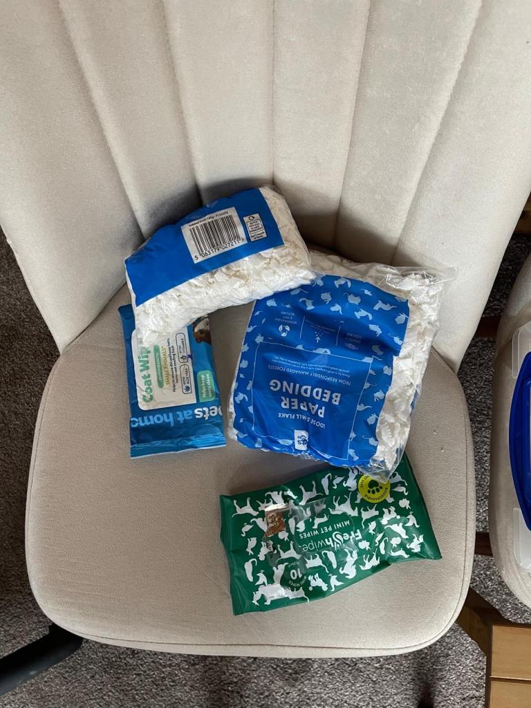 Hamster cage, accessories and food