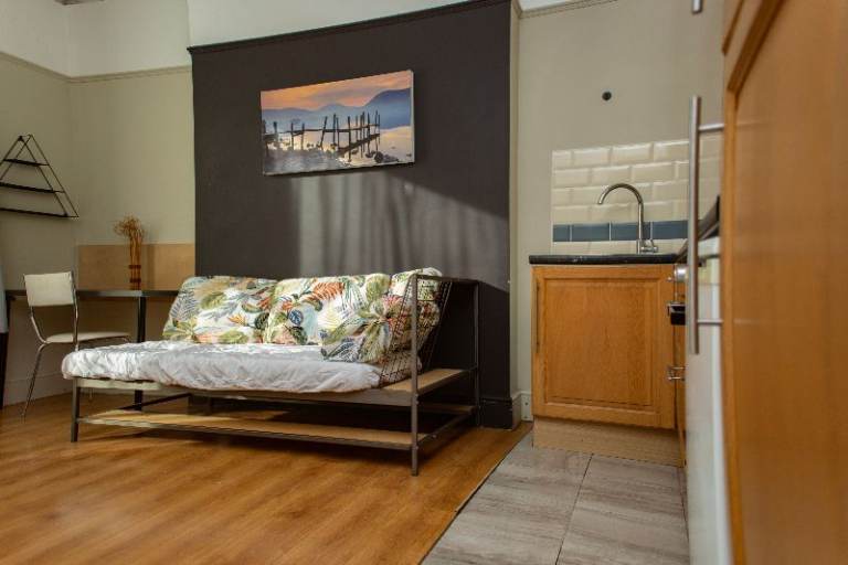 Large Studio Room In Shared House