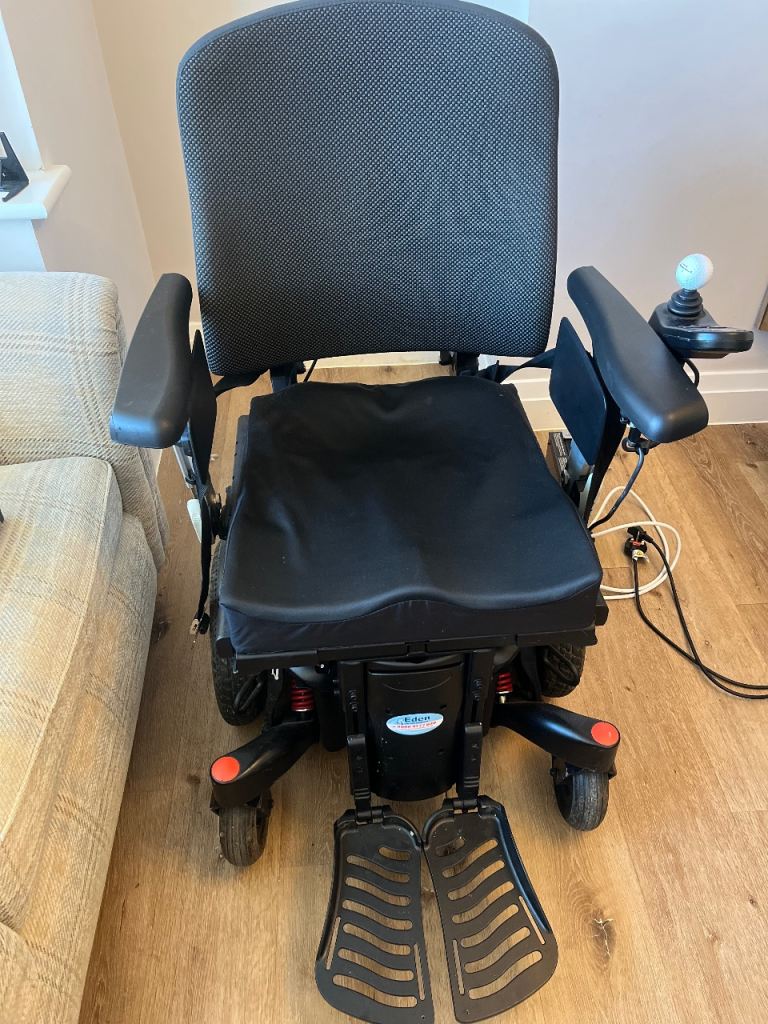 Quickie Q500 power wheelchair 