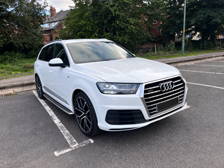 Audi Q7 50 TDI quattro | 3.0 V6 | 286 PS | Automatic | 7 Seater