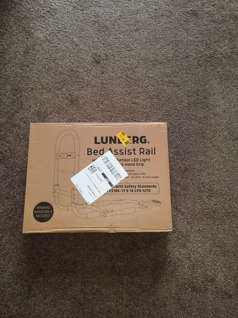 Bed assist rail