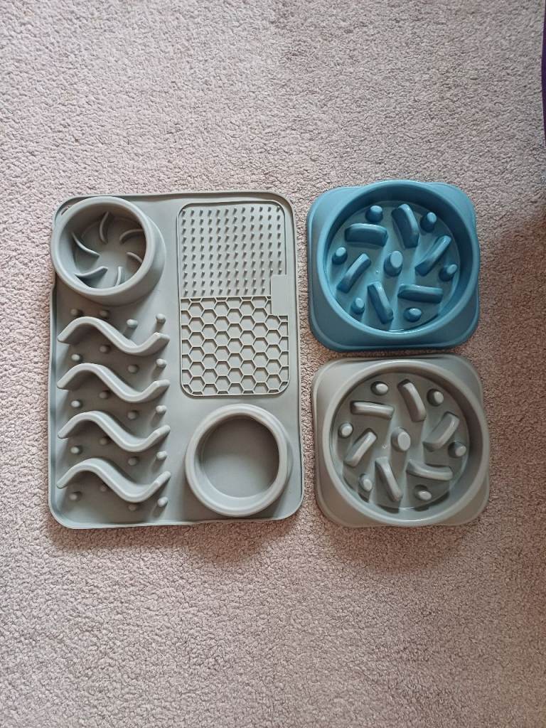 Dog/Cat/Pet Slow Eater Bowls & Licky Mat