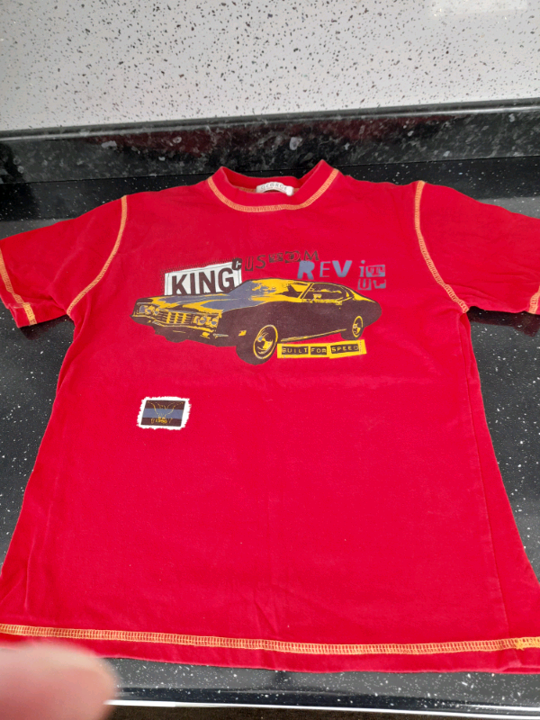 Boys classic car t-shirt age 10-11 years