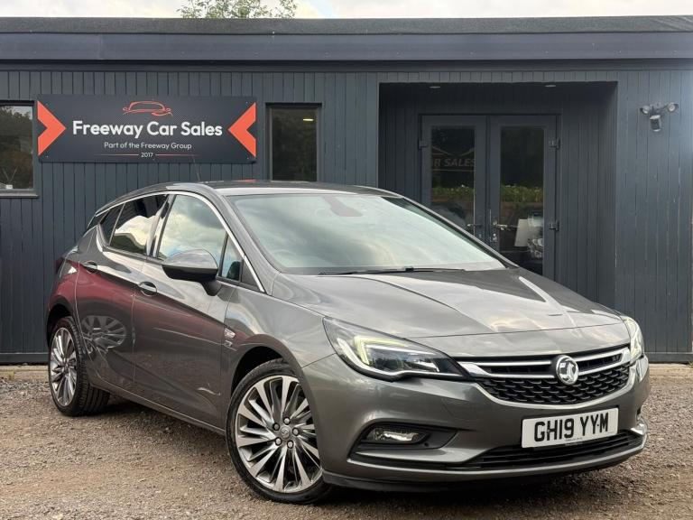 VAUXHALL ASTRA 1.6 CDTi BlueInjection Griffin, Nav, FSH, Heated Seats, ULEZ