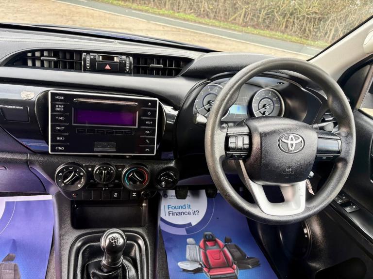 2019 Toyota Hilux Active Extra Cab Pick Up 2.4 D-4D TSS PICK UP Diesel Manual