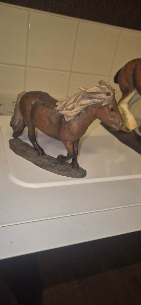 Border fine arts horses