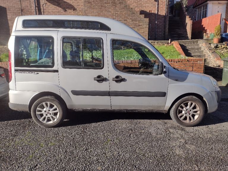 Fiat Doblo high top / high roof 