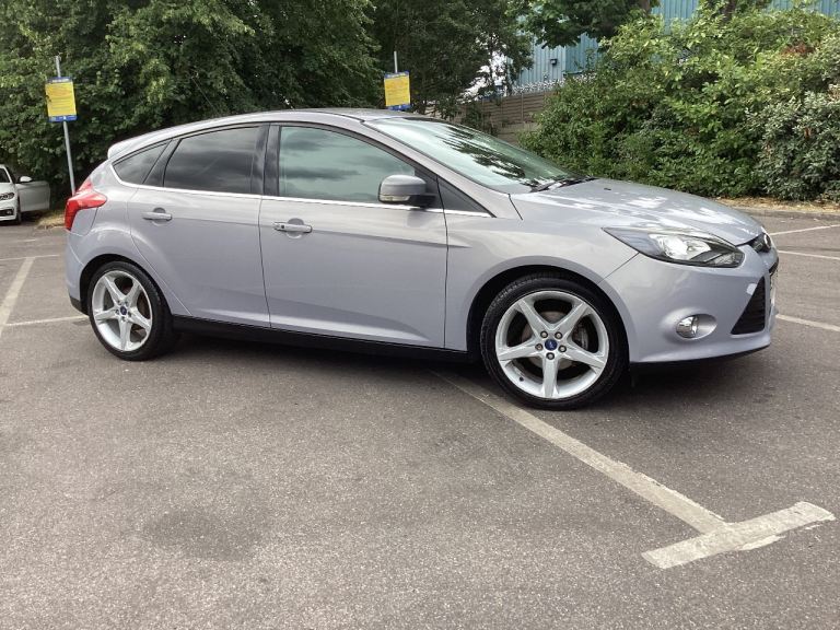 Ford, FOCUS, Hatchback, 2012, Manual, 1596 (cc), 5 doors