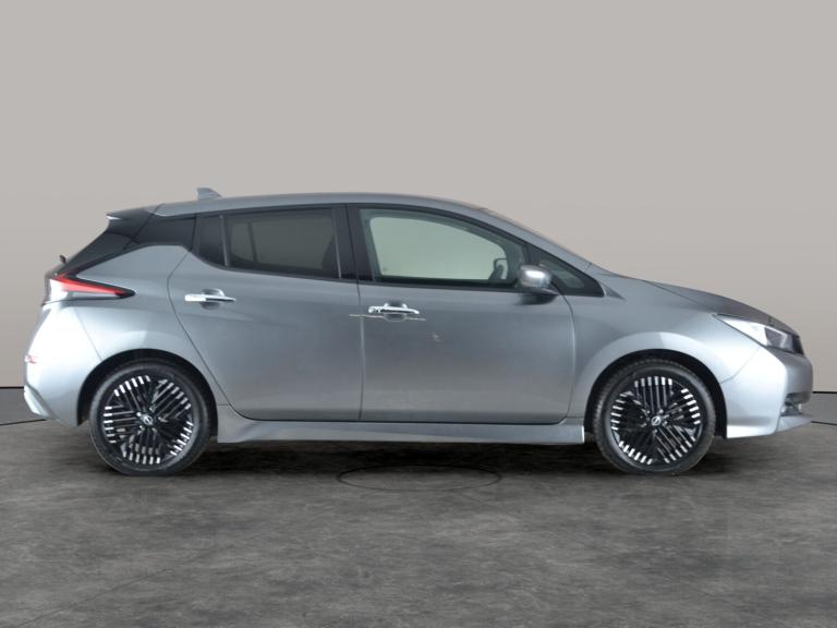 2024 Nissan Leaf 110kW N-Connecta 39kWh 5dr Auto HATCHBACK ELECTRIC Automatic