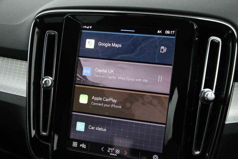 2022 Volvo XC40 2.0 B3P Core 5dr Auto ESTATE Petrol/Electric Hybrid Automatic