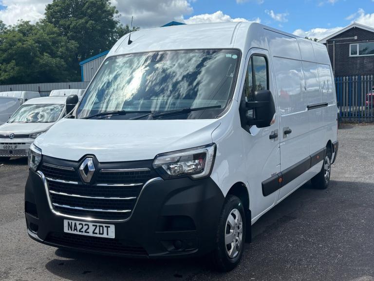 2022 Renault Master LM35dCi 135 Business+ LWB Medium Roof Van PANEL VAN Diesel Manual
