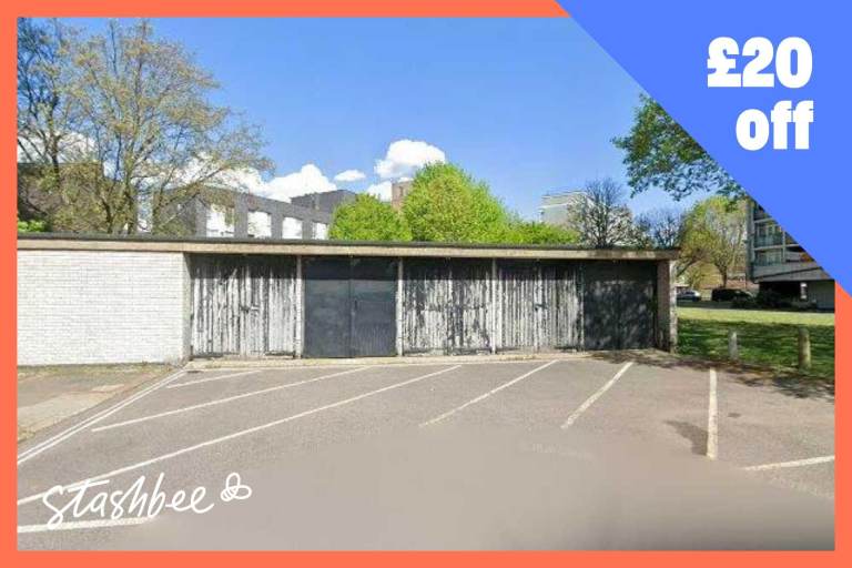 Garage to rent in London (SE17) | Stashbee