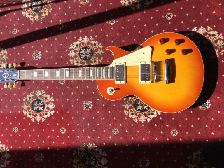 Chord CLP59 Les Paul Electric Guitar LOCAL PICKUP ONLY