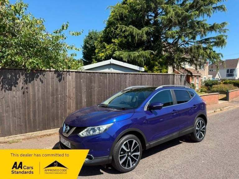 2014 Nissan Qashqai 1.5 dCi Tekna 5dr HATCHBACK Diesel Manual
