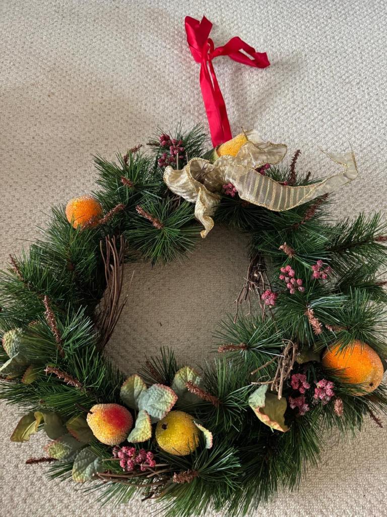 Christmas Wreath with Fruit and Berries – Good Condition