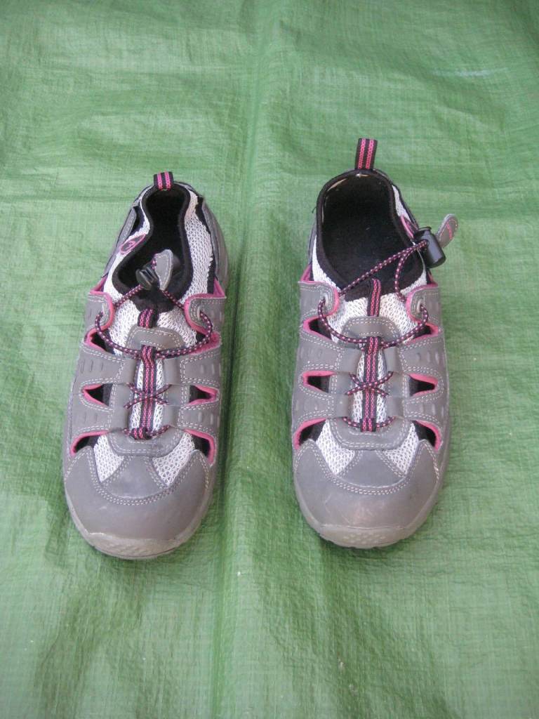 Head UK Size 6.5/EURO Size 40 Trainers for £5.00