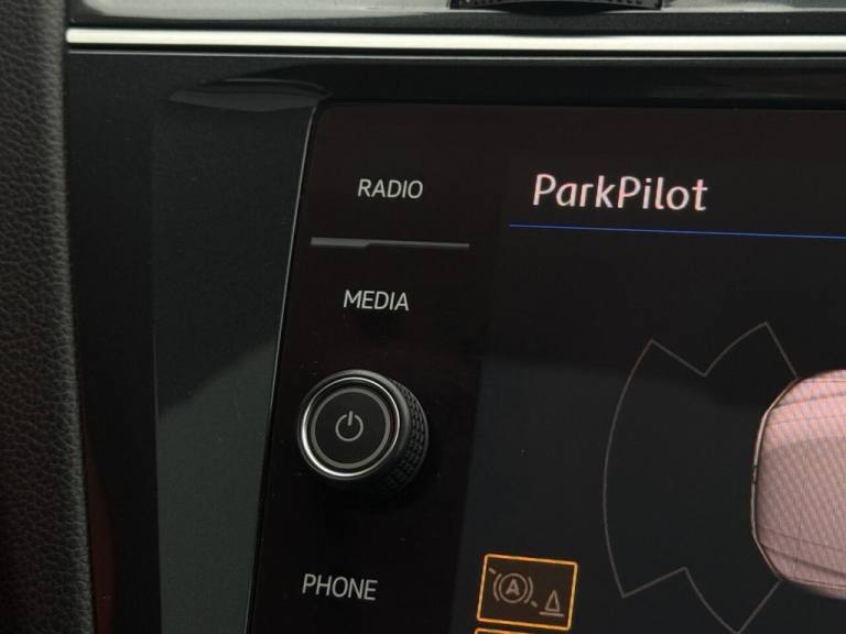 2017 Volkswagen Tiguan 2.0 TDi 150 SEL 5dr ESTATE DIESEL Manual