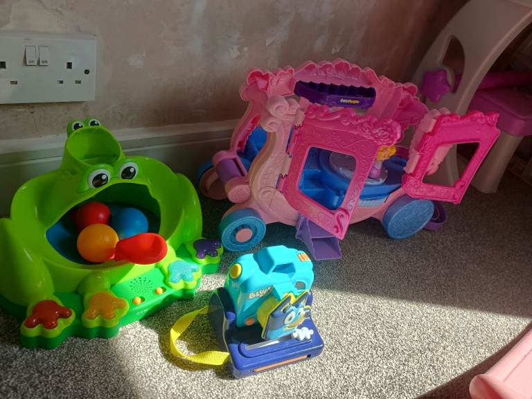 Fun Baby Toys – Frog Ball Popper, Pink Carriage and Play Bluey Camera