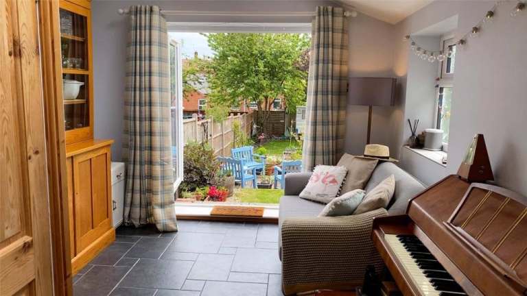 TENANTED PROPERTY FOR SALE - B67, Birmingham