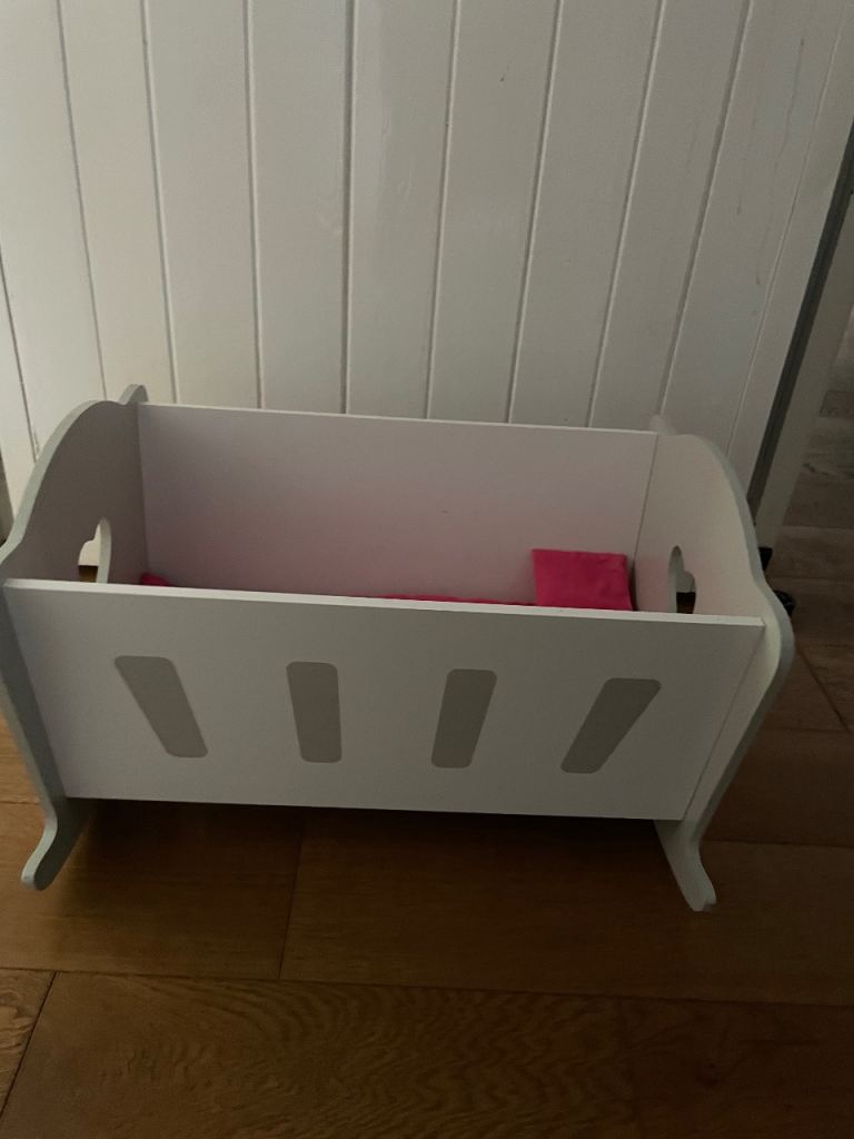 Chad Valley Baby Doll Cradle