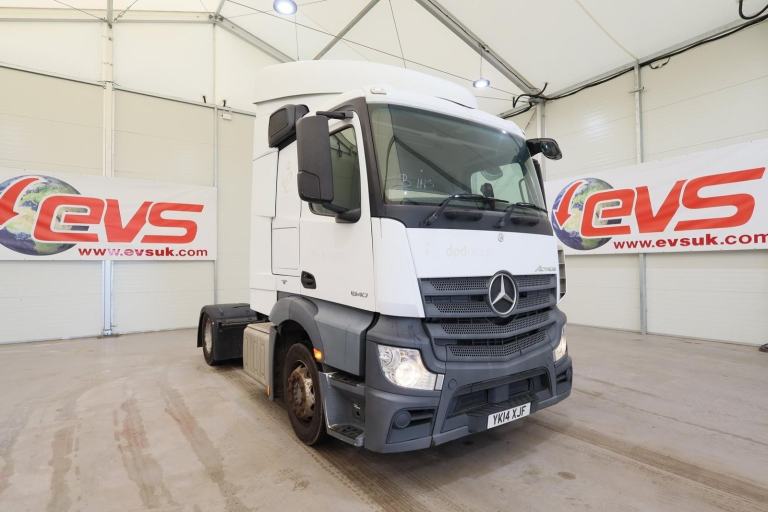 2014 (14 PLATE) Mercedes Benz Actros 1840 4x2 Euro 6 Tractor Units