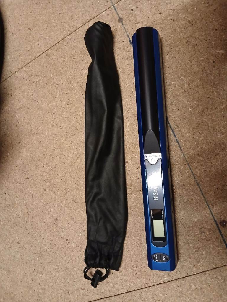 IRIS Scan Portable Scanner - Blue, Good Condition
