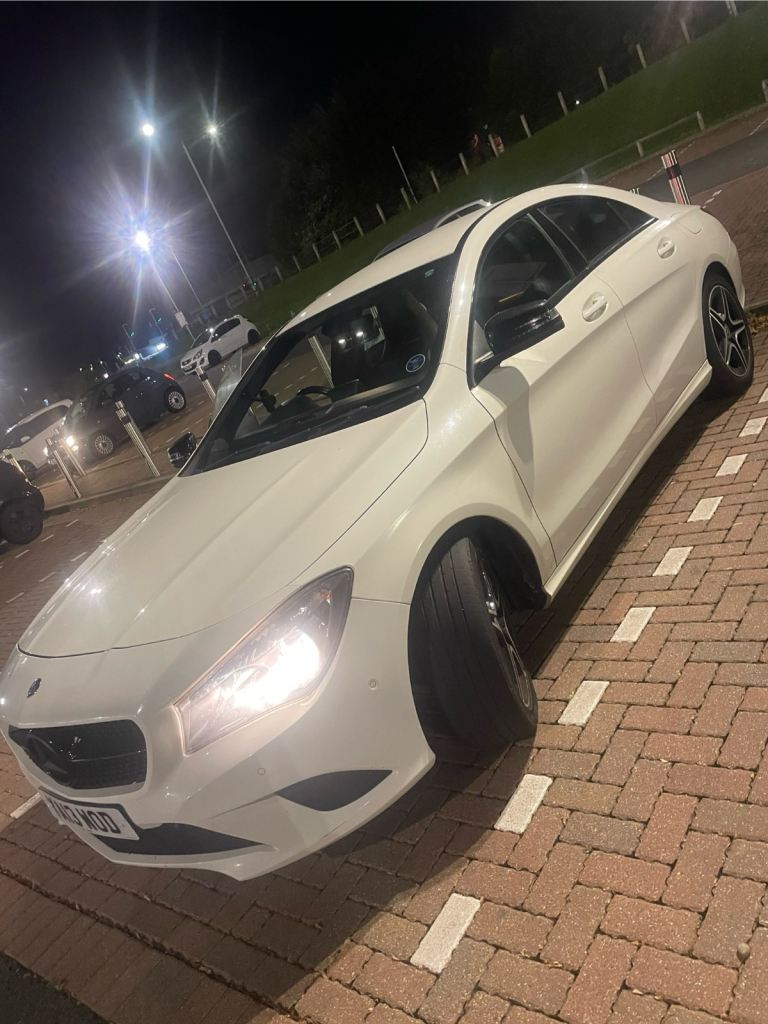 Mercedes-Benz, CLA, Saloon, 2013, Manual, 1595 (cc), 4 doors