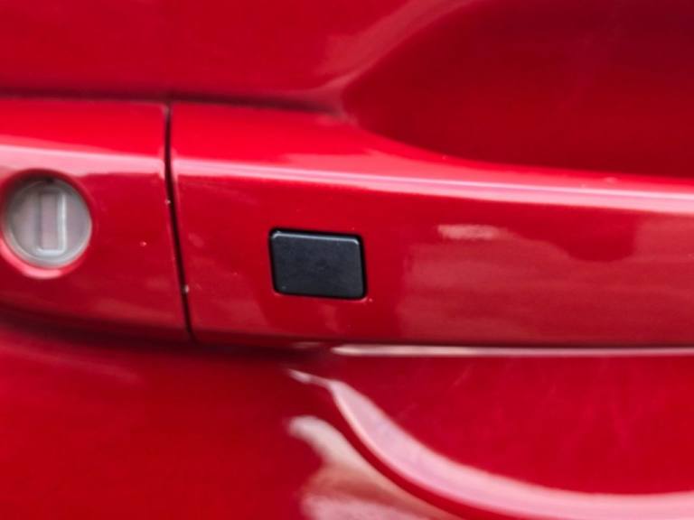 2019 Hyundai KONA 64kWh Premium SE SUV 5dr Electric Auto (7kW Charger) (204 ps) HATCHBACK ELECTRI...