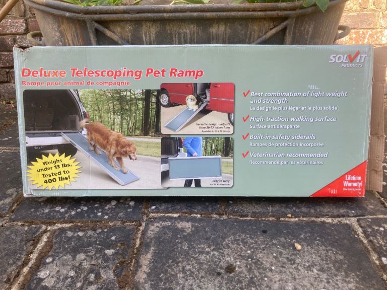 Telescoping pet ramp