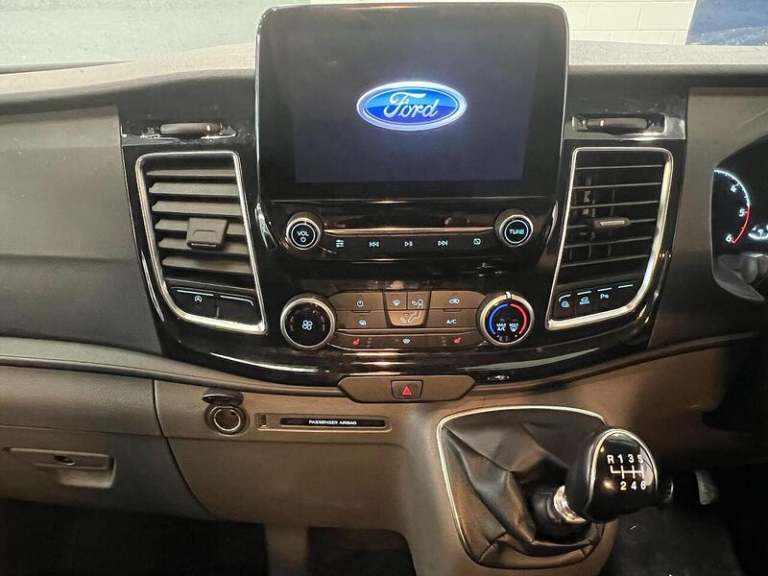 2022 Ford Transit Custom 2.0 EcoBlue 130ps Low Roof D/Cab Limited Van PANEL VAN DIESEL Manual