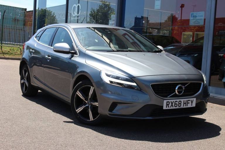 2018 68 VOLVO V40 2.0 D2 R-DESIGN NAV PLUS HATCHBACK 5DR DIESEL MANUAL EURO 6 (S
