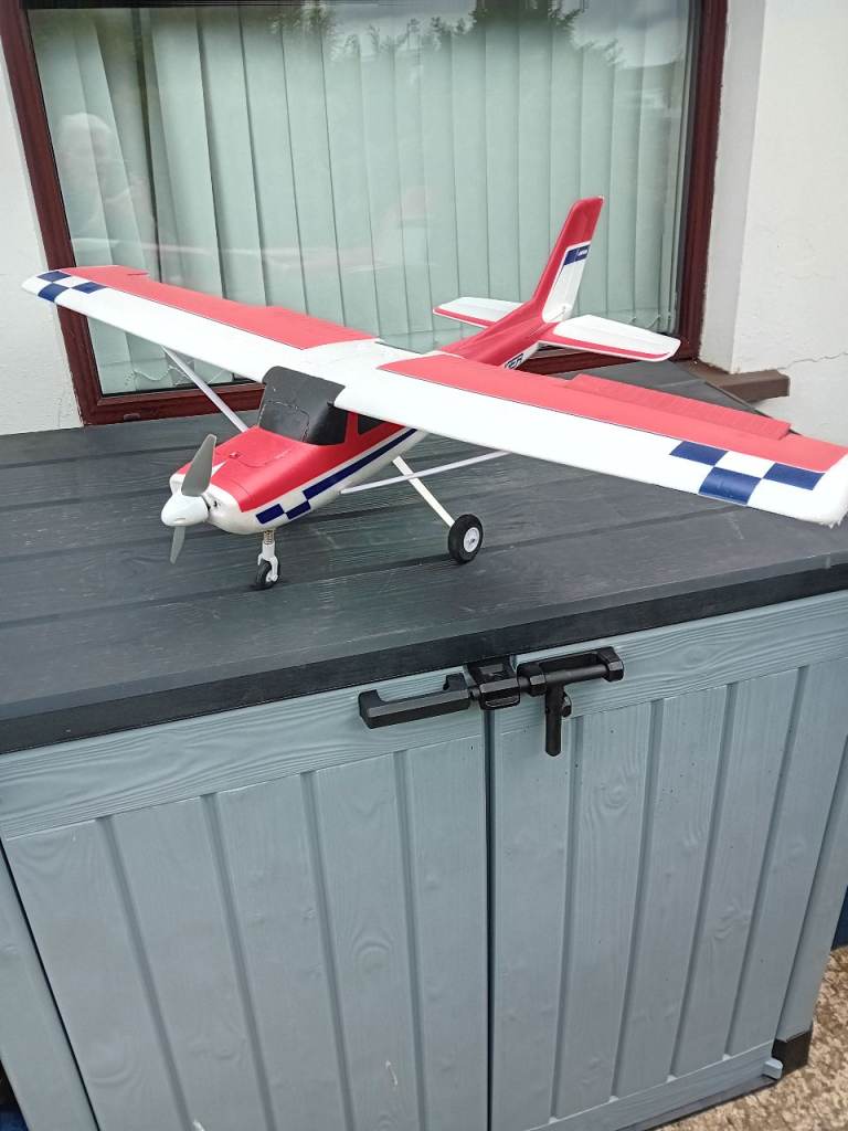 RC PLANE FMS RANGER 1220 + FUTABA T6K RADIO with 8 channels