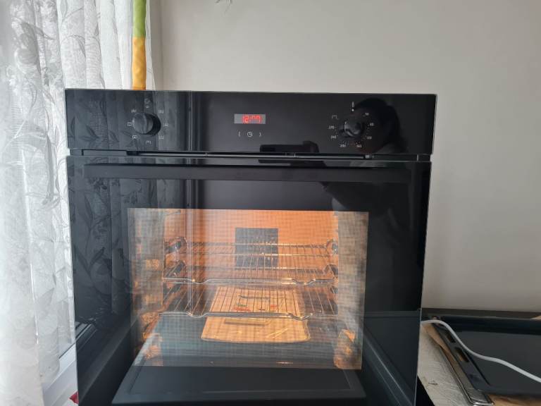 Neff multifunction single electric oven built-in black 