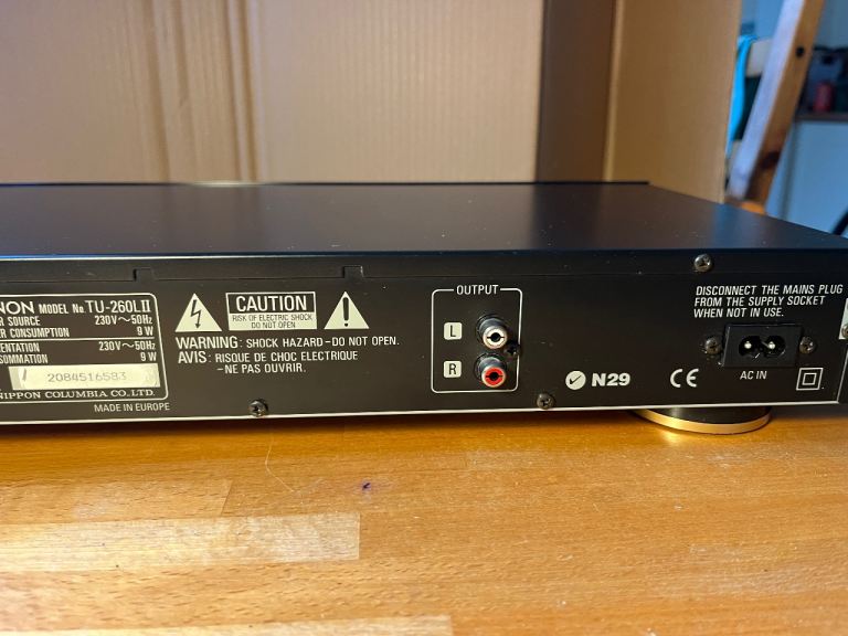 DENON TU-260L mk2 Stereo FM MW LW Radio