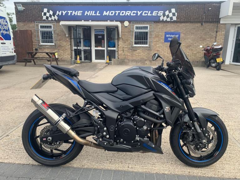 Suzuki GSXS750 