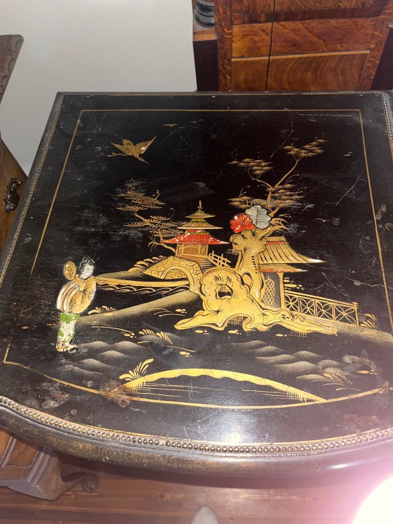 Vintage Black Lacquer WORKING gramophone – Wood