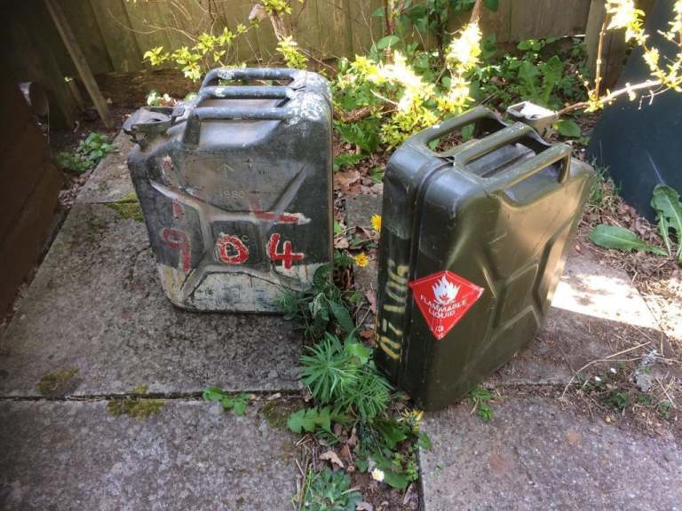 FUEL CANS 
