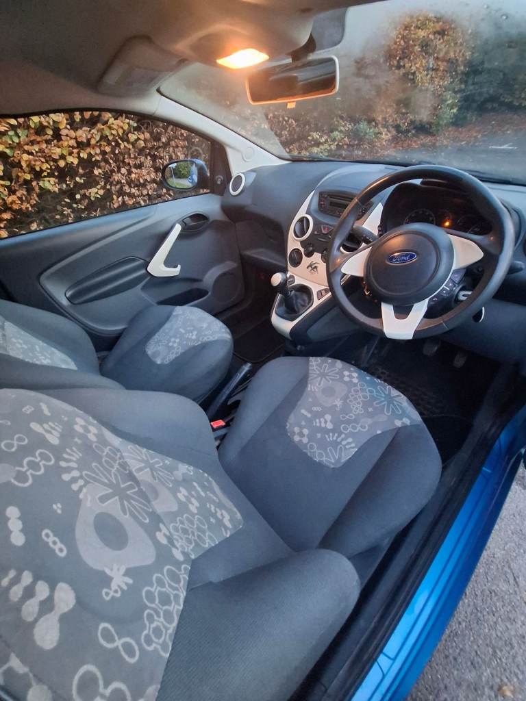 Ford, KA, Hatchback, 2014, Manual, 1242 (cc), 3 doors