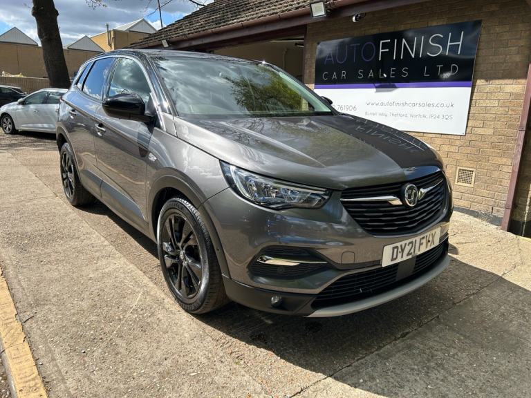 VAUXHALL GRANDLAND X 1.2 Turbo SRi Nav SUV 5dr Petrol Manual Euro 6 (s/s) (130 ps) REVERSING CAMERA