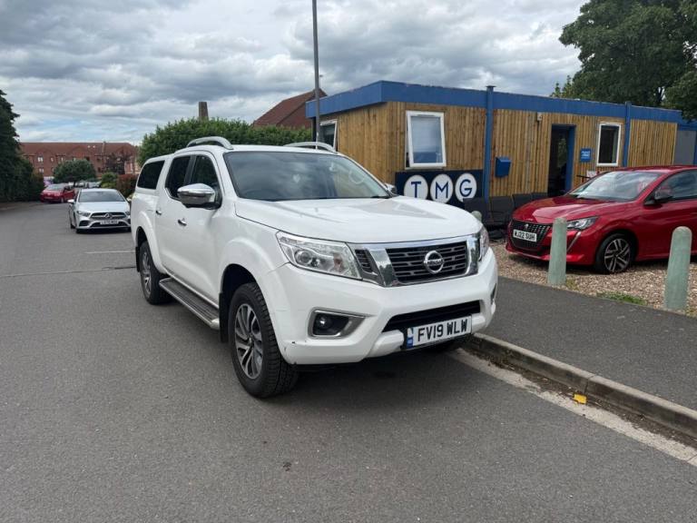 2019 Nissan Navara 2.3 dCi Tekna Pickup Double Cab 4dr Diesel Auto 4WD Euro 6 (190 ps) PICK UP Di...