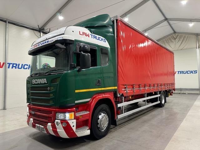 Scania G320 4x2 Sleeper Cab Curtainsider