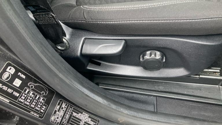 2023 Ford Puma 1.0 EcoBoost Hybrid mHEV Titanium 5dr Petrol Hatchback Hatchback Petrol Manual