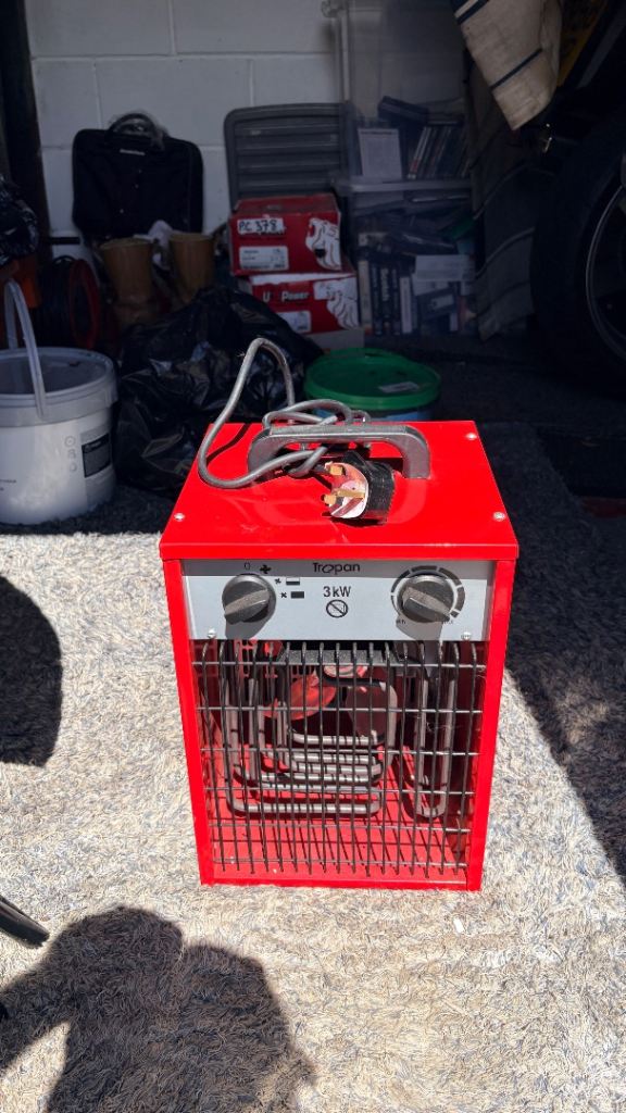 Tropan 3kW Workshop Heater – Red, Good Condition