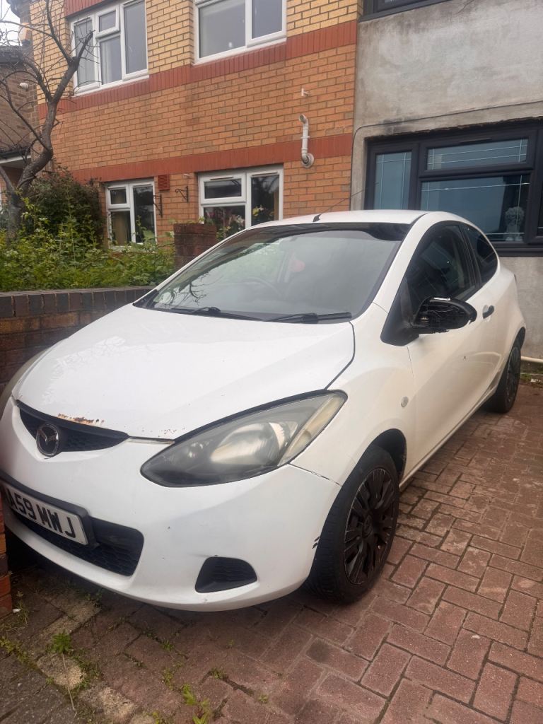 Mazda, 2, Hatchback, 2009, Manual, 1349 (cc), 3 doors