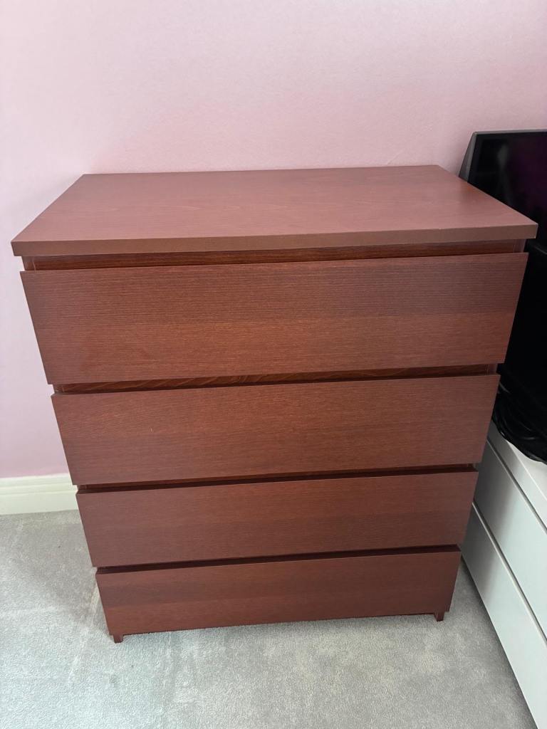Brown Wood Effect Chest of 4 Drawers – Good Condition