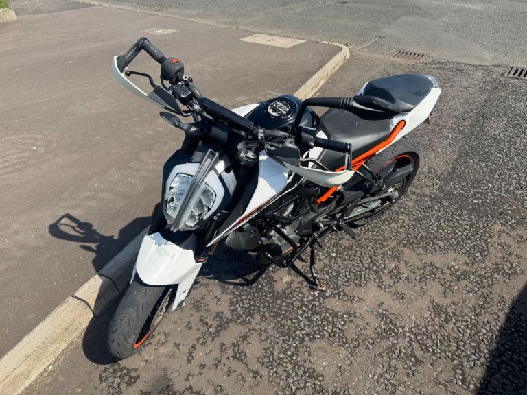 KTM, DUKE, 2018, 125 (cc)